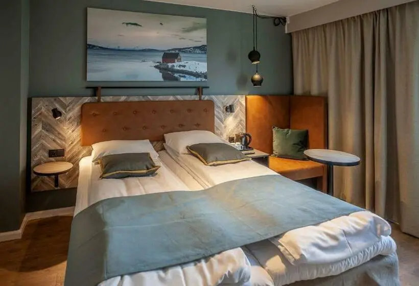 Standart Oda, Scandic Harstad