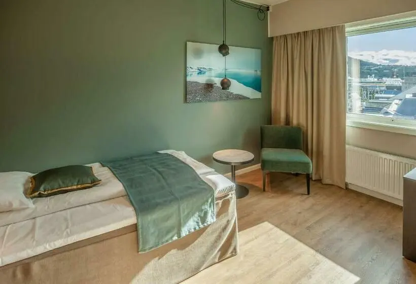 Standart Tek Kişilik Oda, Scandic Harstad