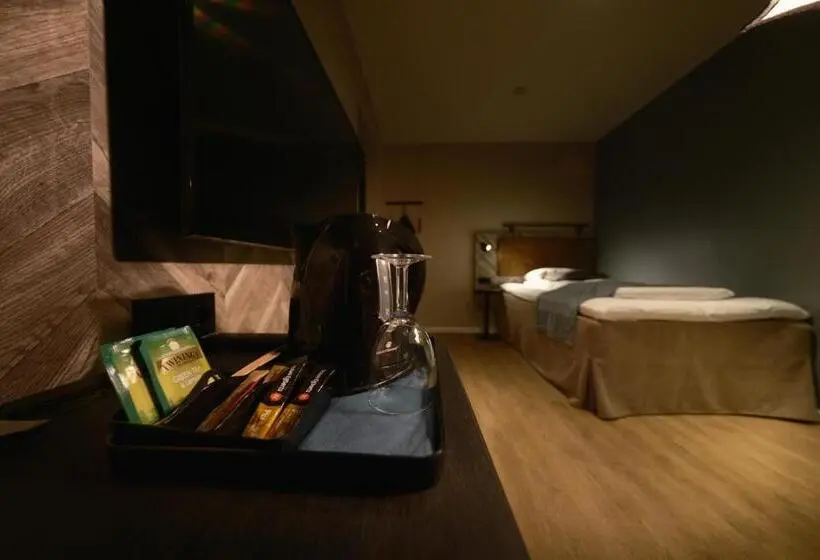 Standart Tek Kişilik Oda, Scandic Harstad