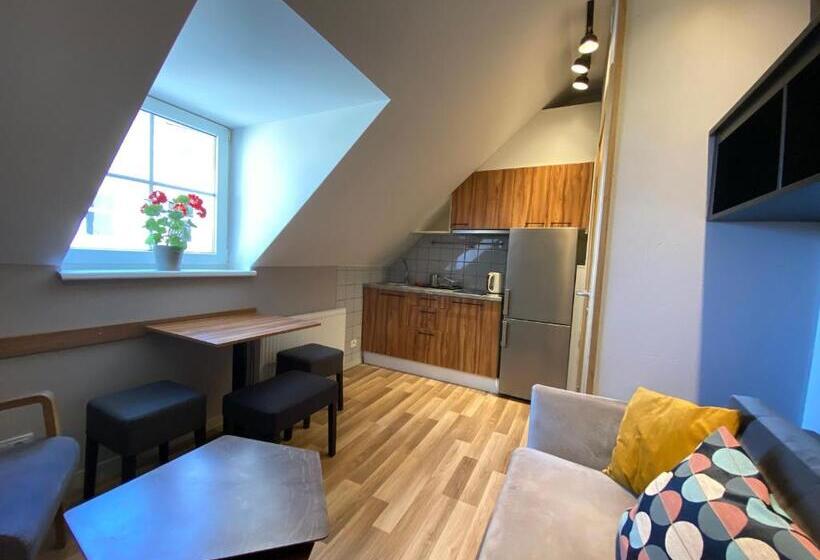 آپارتمان 1 خوابه, Stay Express