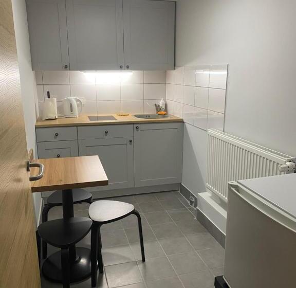 اتاق سوپریور چهار تخته, Stay Express