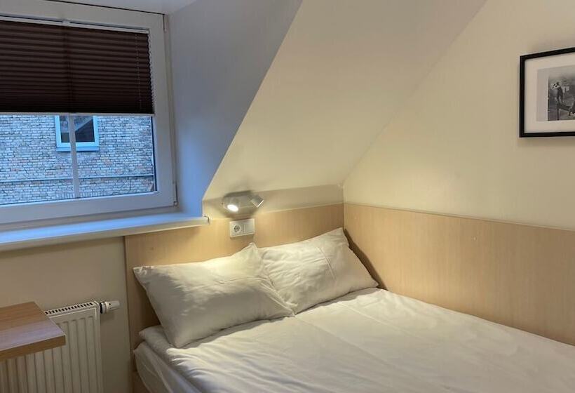 اتاق اکونومی, Stay Express