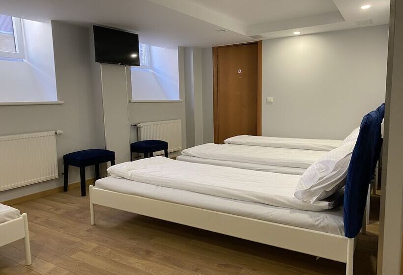 اتاق سوپریور چهار تخته, Stay Express