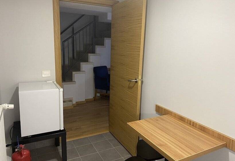 اتاق سوپریور چهار تخته, Stay Express