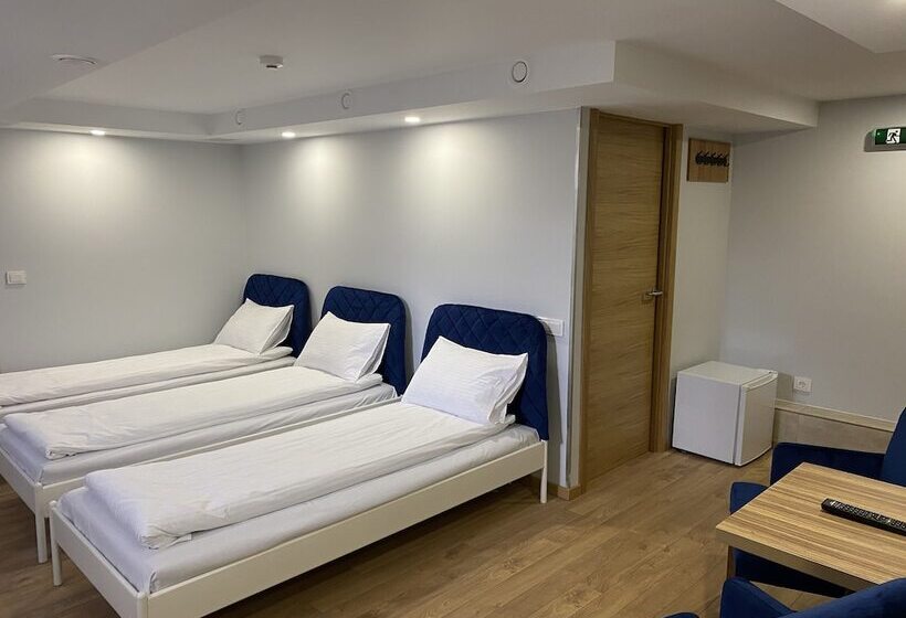 اتاق سوپریور چهار تخته, Stay Express