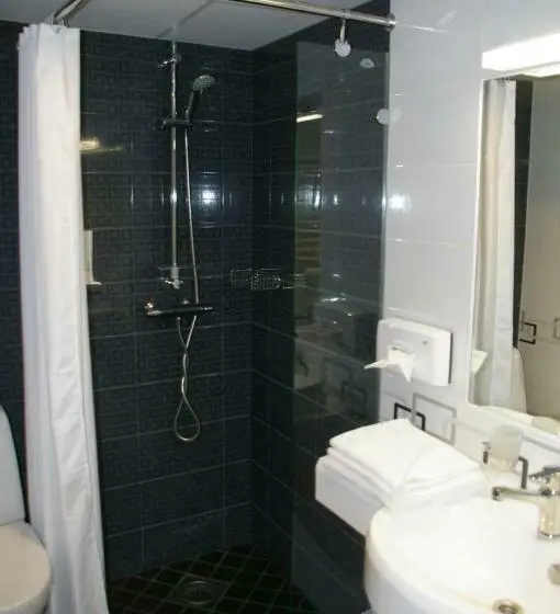 اتاق سوپریور یک تخته, Tehvandi Hotell