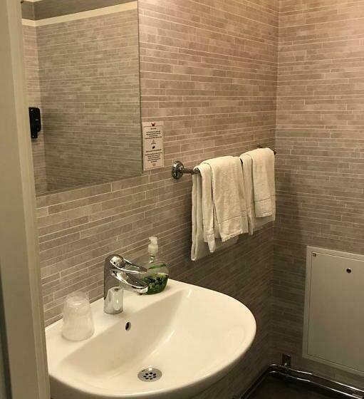 标准间, Rasta Lilla Edet