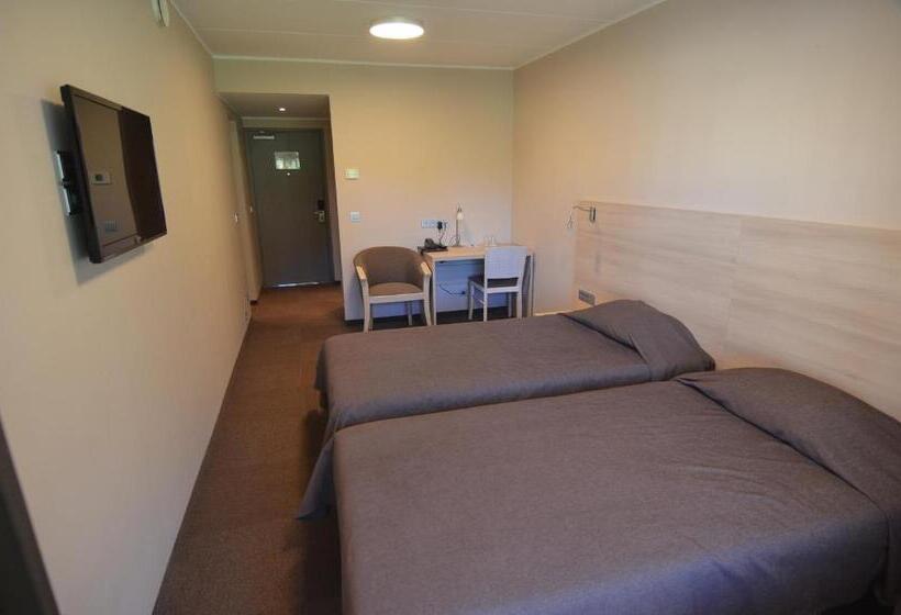 اتاق استاندارد, Tehvandi Hotell