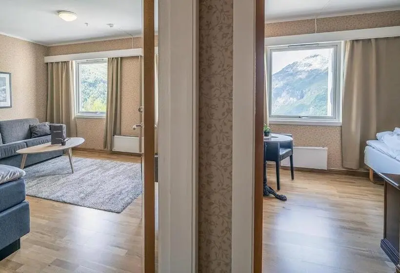 Superior-perhehuone, Utsikten By Classic Norway Hotels