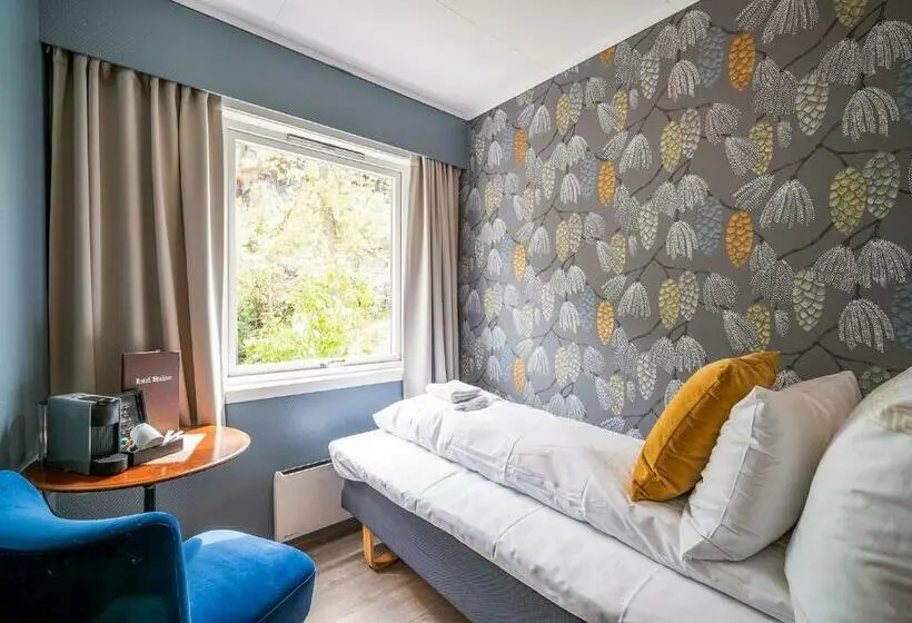Yhden Hengen Huone Puutarhanäkymä, Utsikten By Classic Norway Hotels