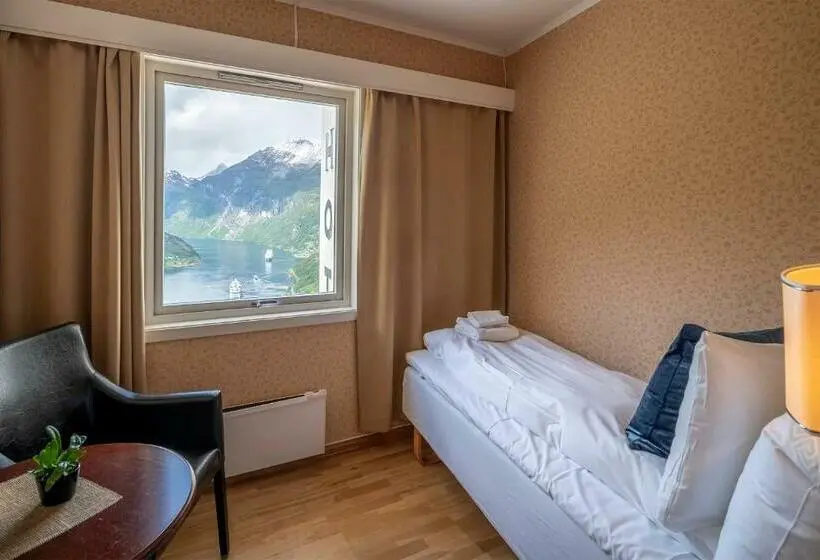 Standard Yhden Hengen Huone Näkymä, Utsikten By Classic Norway Hotels