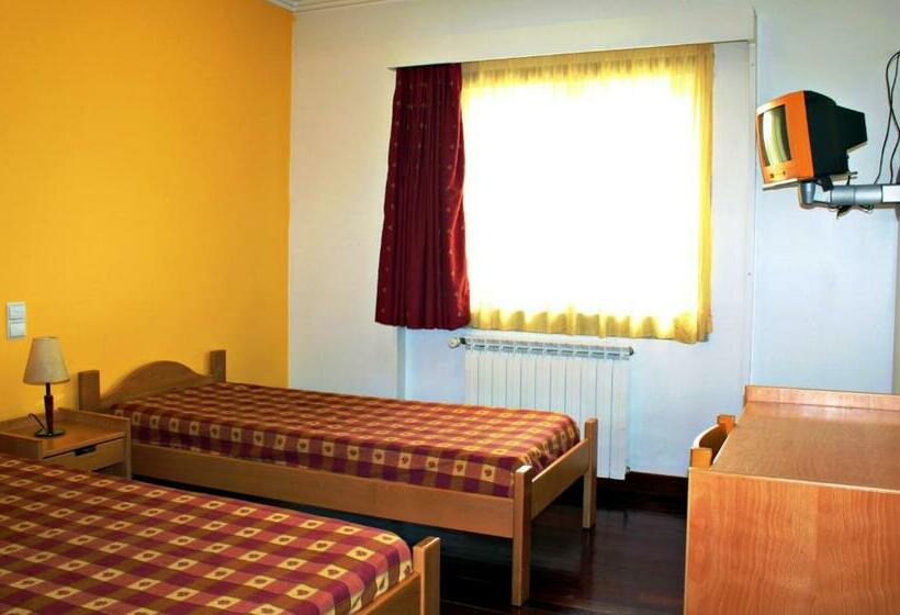 스탠다드 룸 공동 욕실, Hi Bragança – Pousada De Juventude