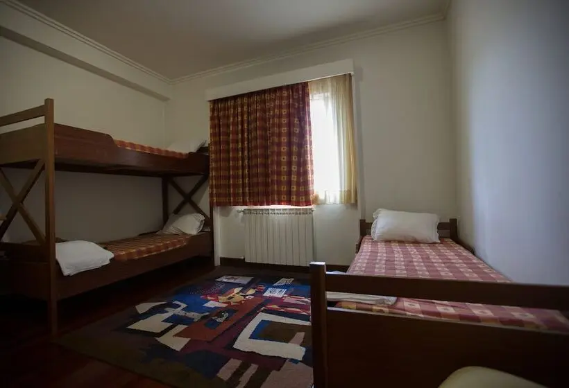浴室共有スタンダード4人用ルーム, Hi Bragança – Pousada De Juventude