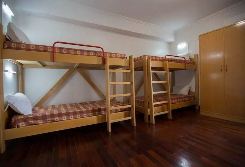 浴室共有スタンダード4人用ルーム, Hi Bragança – Pousada De Juventude