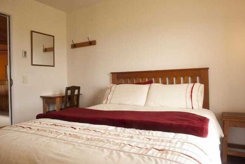 スタンダードルーム, Old Bones Lodge