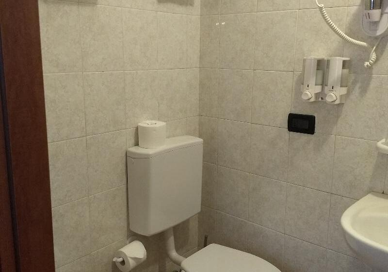 スタンダードルーム, Old Bones Lodge