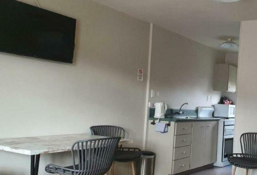 2ベッドルーム家族用アパートメント, Ashburton's Regency Motel