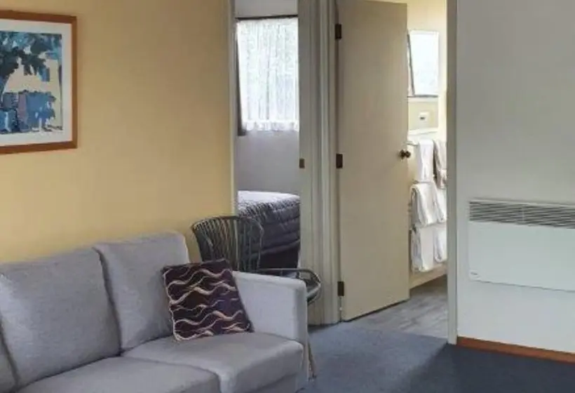 Perhehuoneisto 2 Makuuhuonetta, Ashburton's Regency Motel