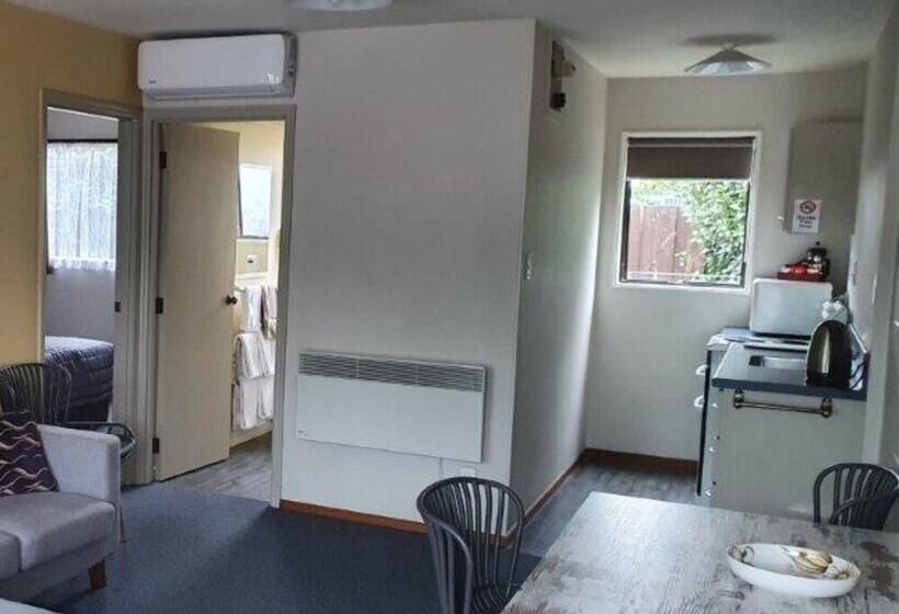2ベッドルーム家族用アパートメント, Ashburton's Regency Motel