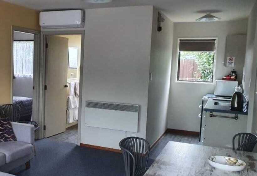 2ベッドルーム家族用アパートメント, Ashburton's Regency Motel