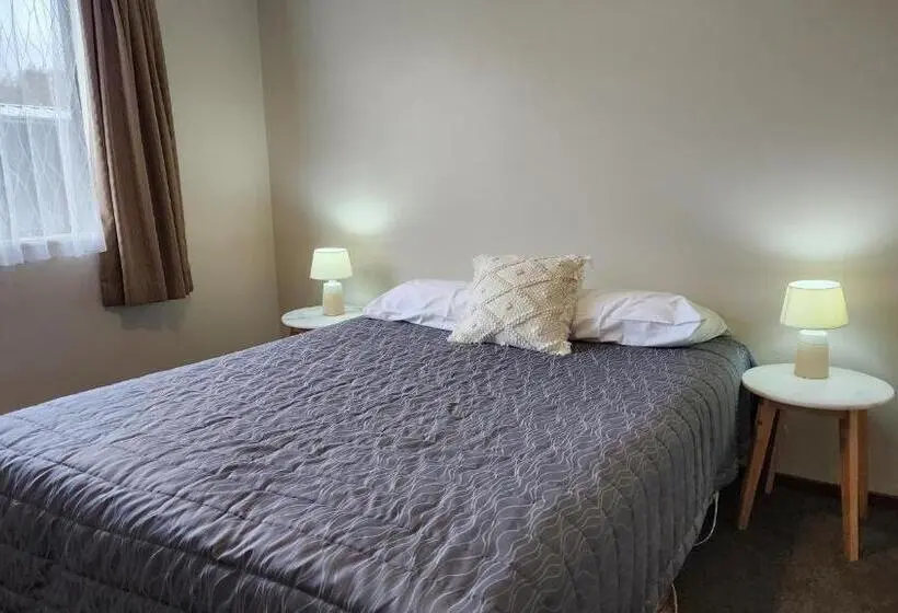 Huoneisto 1 Makuuhuone, Ashburton's Regency Motel