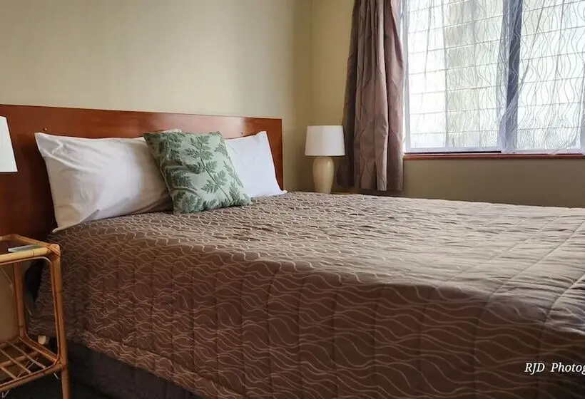 Executive-huoneisto 1 Makuuhuone, Ashburton's Regency Motel