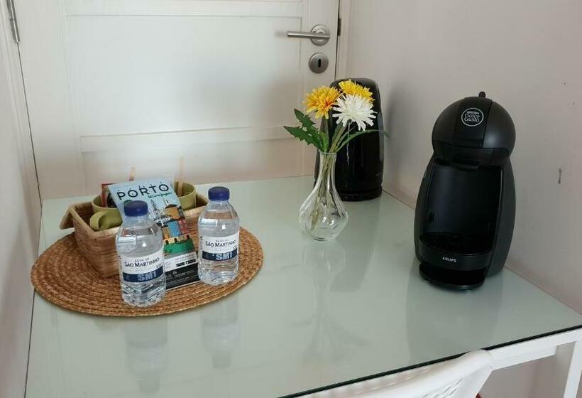 اتاق استاندارد با بالکن, 100 Contos