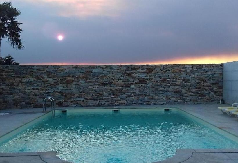 جناح مطلّ علي حمام السباحة, Casal Da Porta   Quinta Da Porta