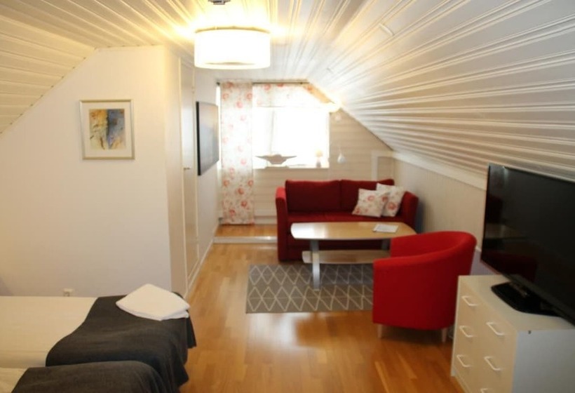 패밀리 룸, L Briggen I åhus