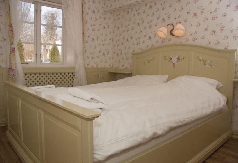 Номер Стандарт, Garvaregården Hotel , B&b Och Café