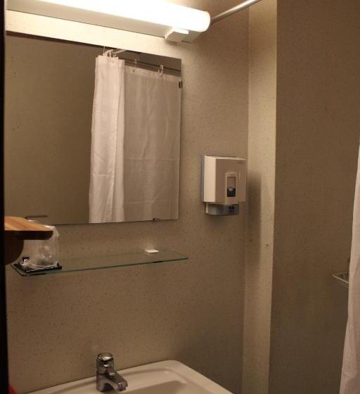 חדר אקונומי יחיד, L Amigo