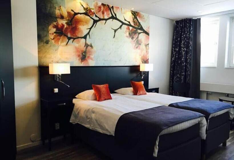 غرفة قياسية, L Rum Oscar