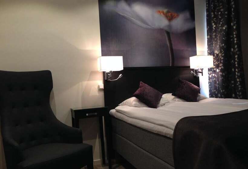 غرفة قياسية, L Rum Oscar