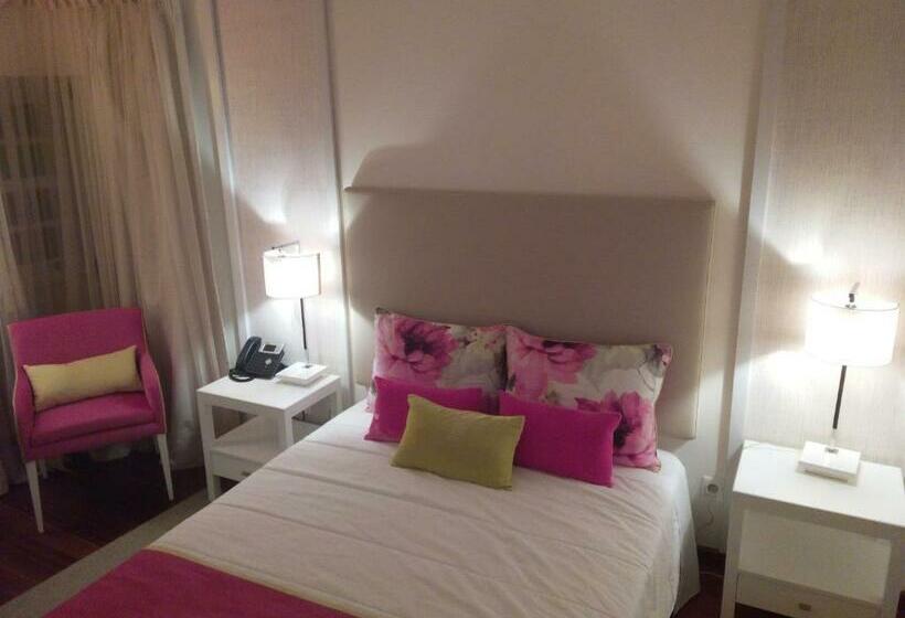 标准间, Monsanto Geohotel Escola