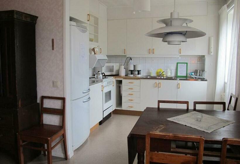 Номер Стандарт, Sörgårdens Logi