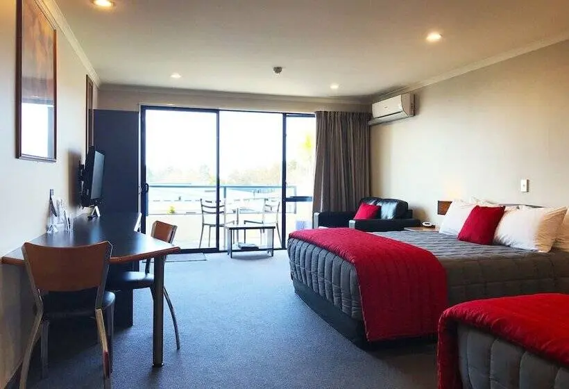 Superior Studio Sea View, Bay Viaduct Motor Lodge