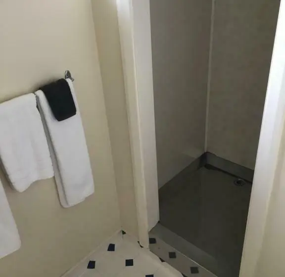 スタンダードスタジオ, Mount View Motel Hawera
