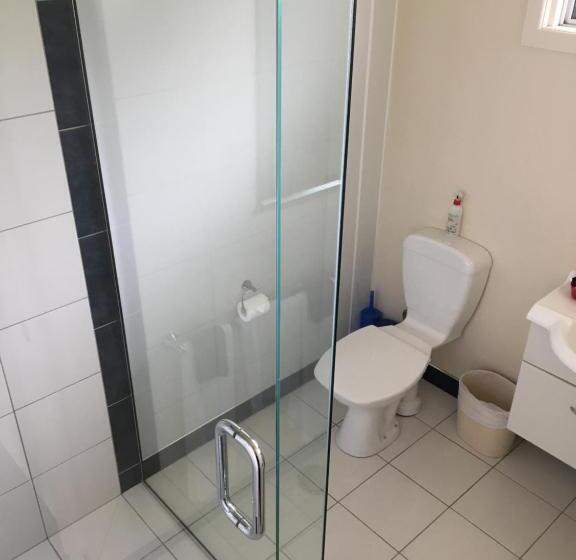 סטודיו דלוקס, Mount View Motel Hawera