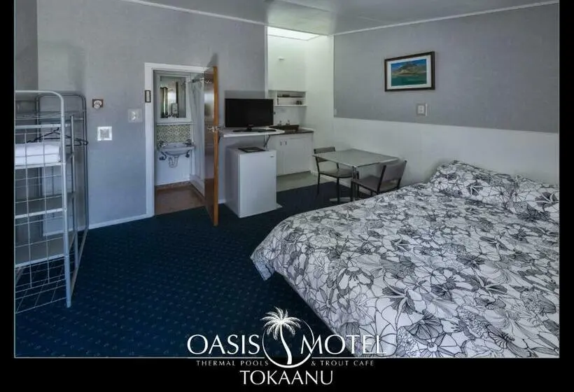 スタンダードスタジオ, Oasis Motel & Holiday Park Turangi