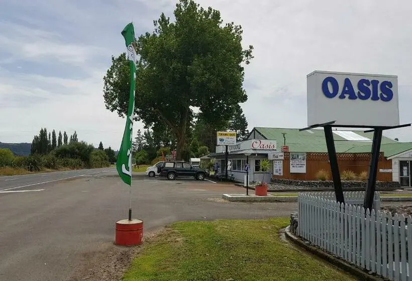 スタンダードスタジオ, Oasis Motel & Holiday Park Turangi