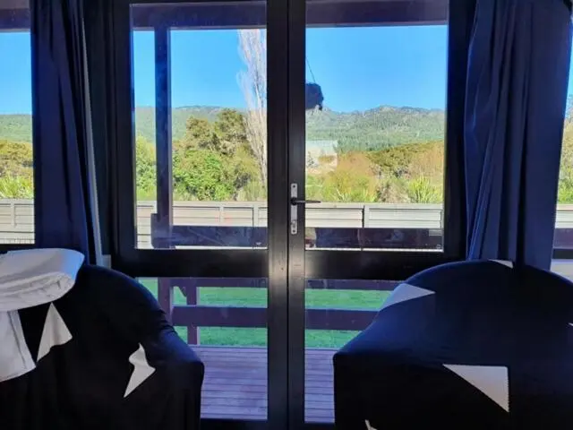 スタンダードスタジオ, Oasis Motel & Holiday Park Turangi