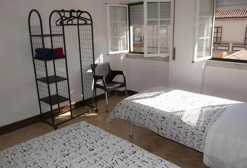 バス共有のスタンダードルーム, Residencial Avenida Hostel