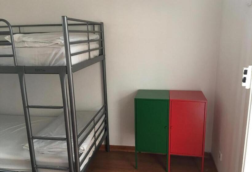 Кровать в Общей Комнате, Residencial Avenida Hostel
