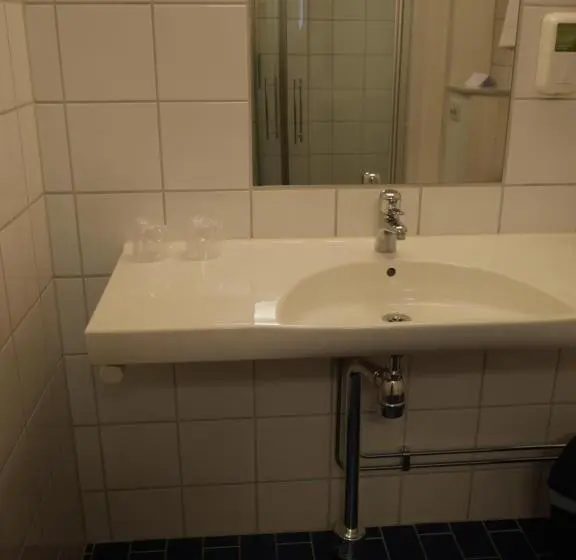 ファミリールーム, Sankt Olof Hotell & Krog