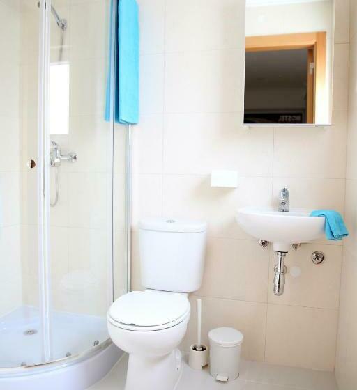 اتاق خانوادگی, Zambeachouse   Hostel Paradise