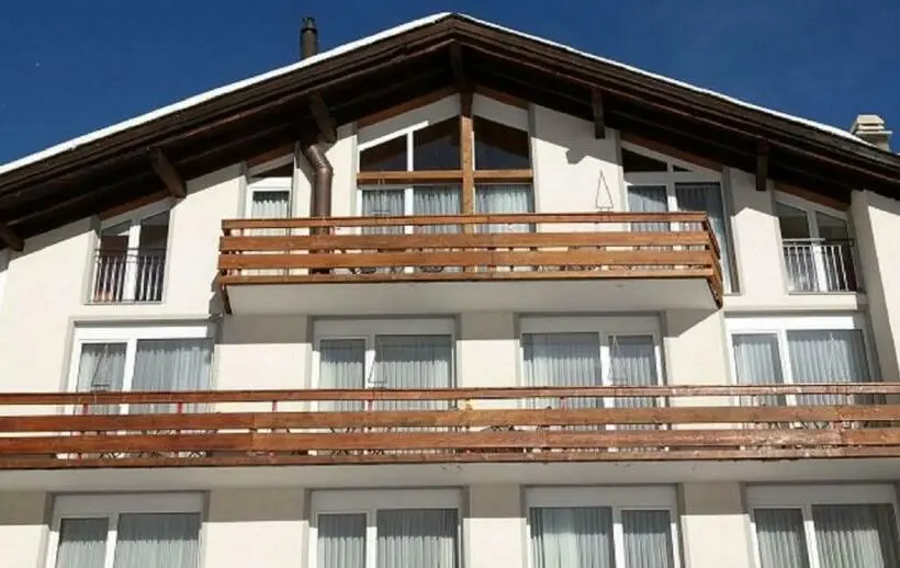 سوییت خانوادگی, Amber Ski In/out Hotel & Spa