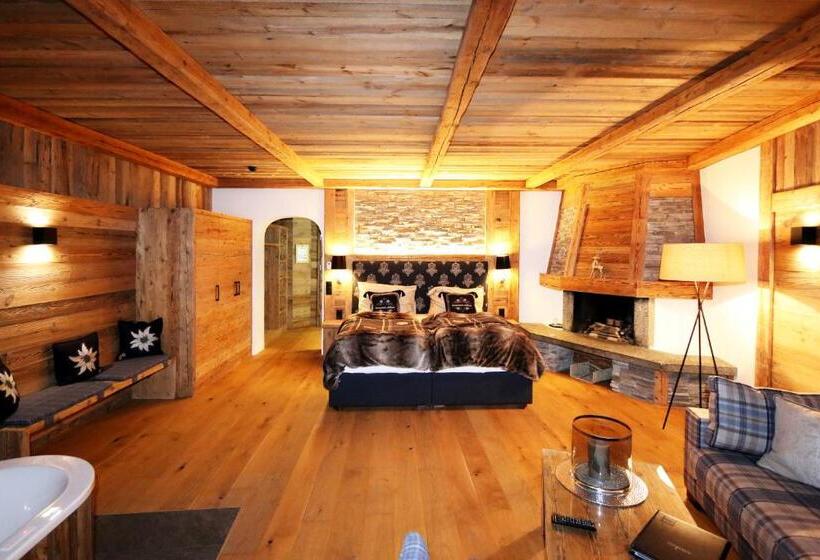 带阳台的豪华间, Amber Ski In/out Hotel & Spa