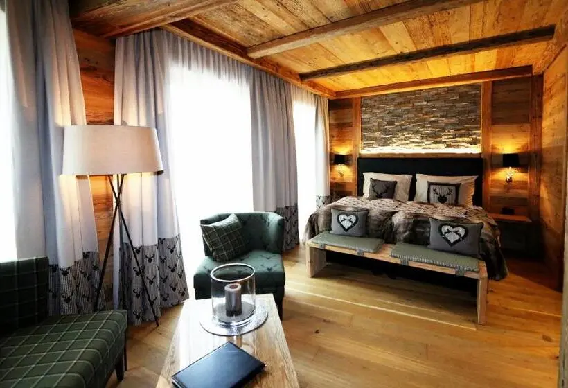 اتاق لوکس با تخت بزرگ, Amber Ski In/out Hotel & Spa