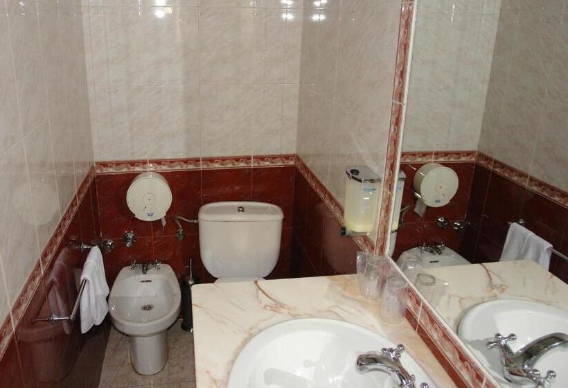 اتاق استاندارد, Dona Maria