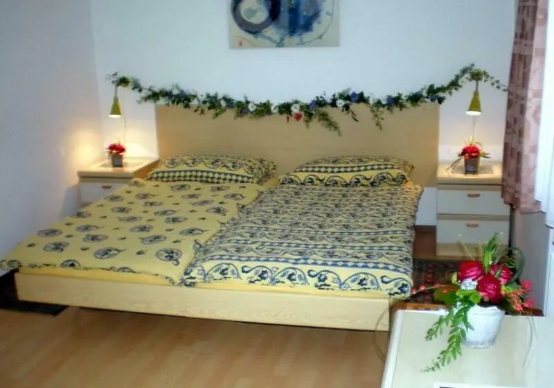 اتاق استاندارد, Garni Molinazzo